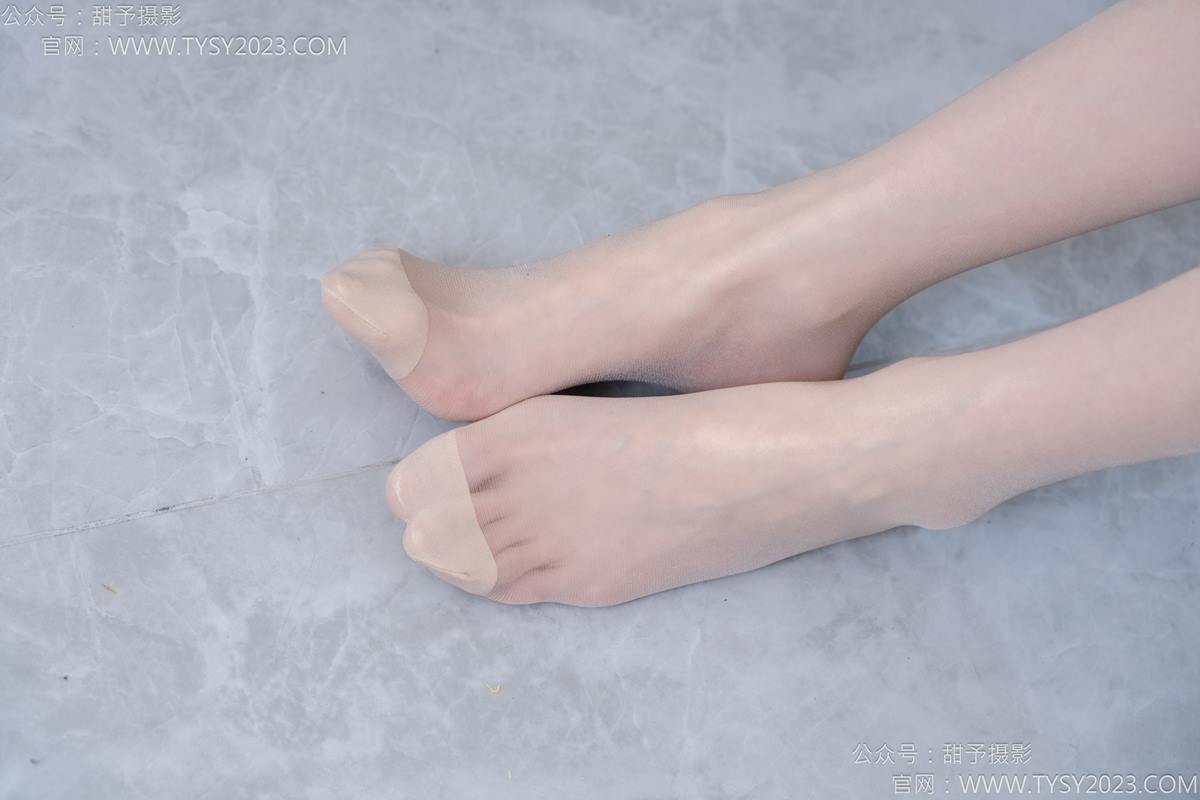 图片[75]-甜予摄影 NO.176 珞珞-板鞋、薄肉丝[98P] – 速更版-美库