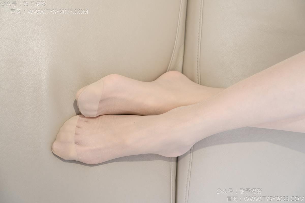 图片[76]-甜予摄影 NO.176 珞珞-板鞋、薄肉丝[98P] – 速更版-美库