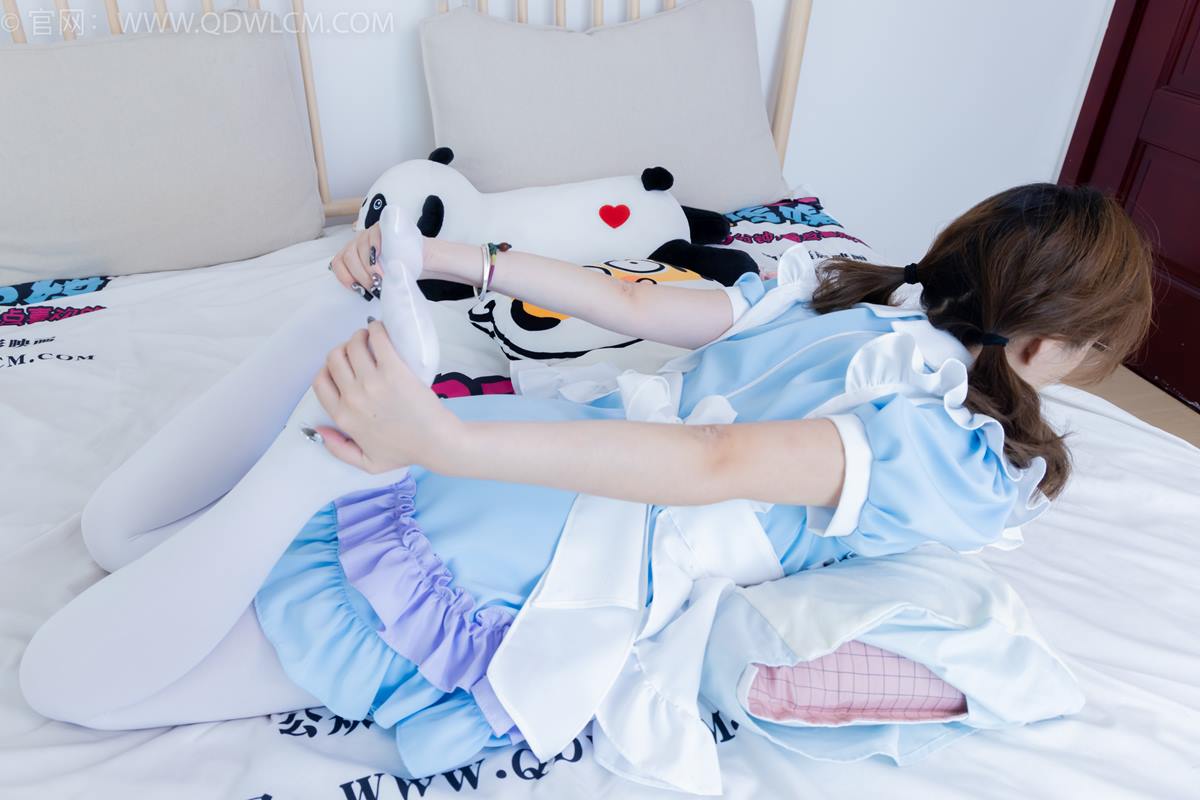 图片[60]-物恋传媒 NO.2359 恬恬-女仆装、平底鞋、厚白丝、老头乐挠脚剧情[125P] – 速更版-美库