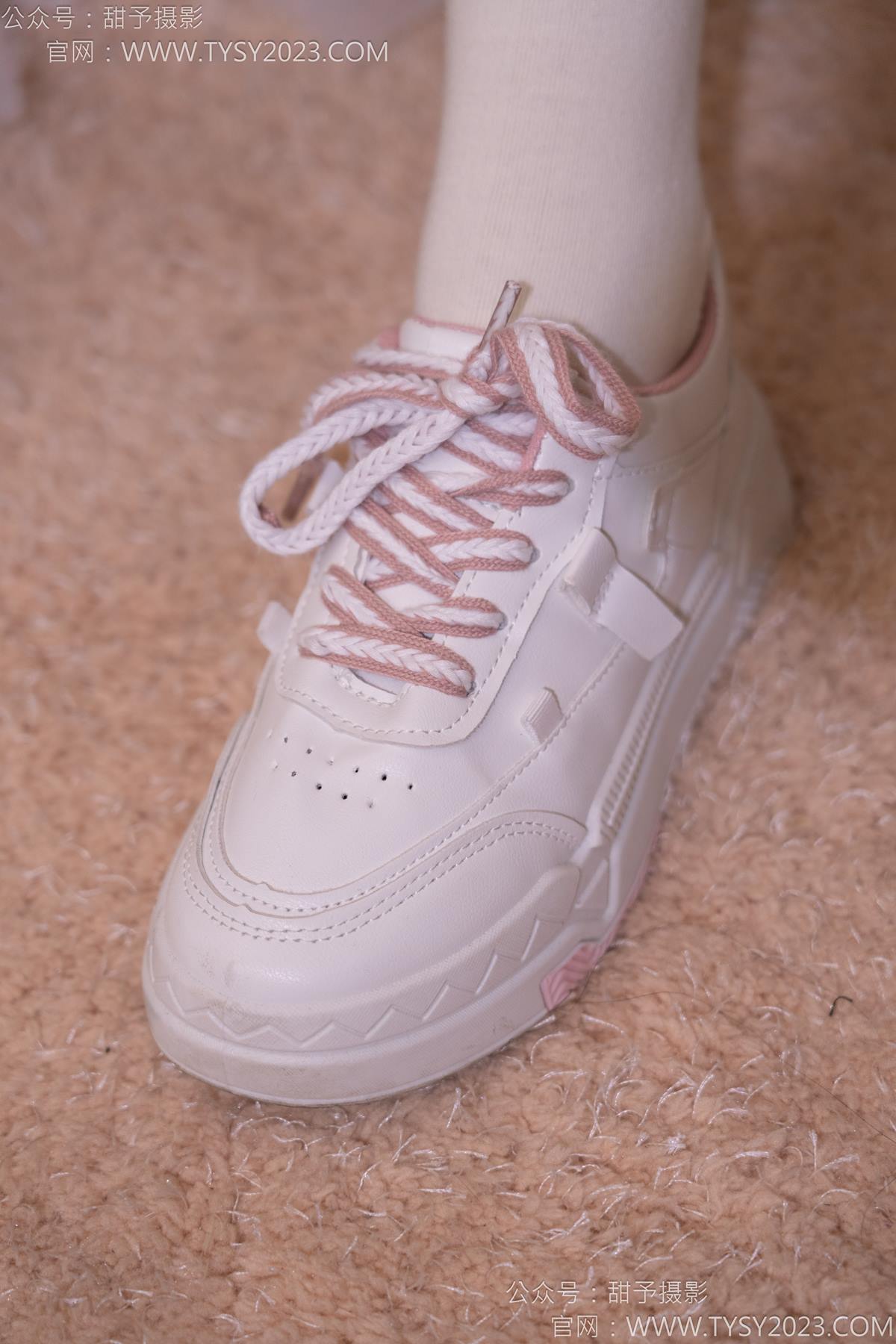 图片[14]-甜予摄影 NO.177 璇璇-板鞋、白棉袜、薄肉[93P] – 速更版-美库