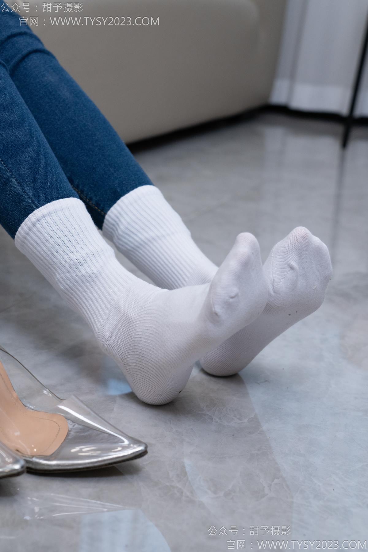 图片[10]-甜予摄影 NO.179 珞珞-高跟鞋、板鞋、人字拖、白棉袜[73P] – 速更版-美库