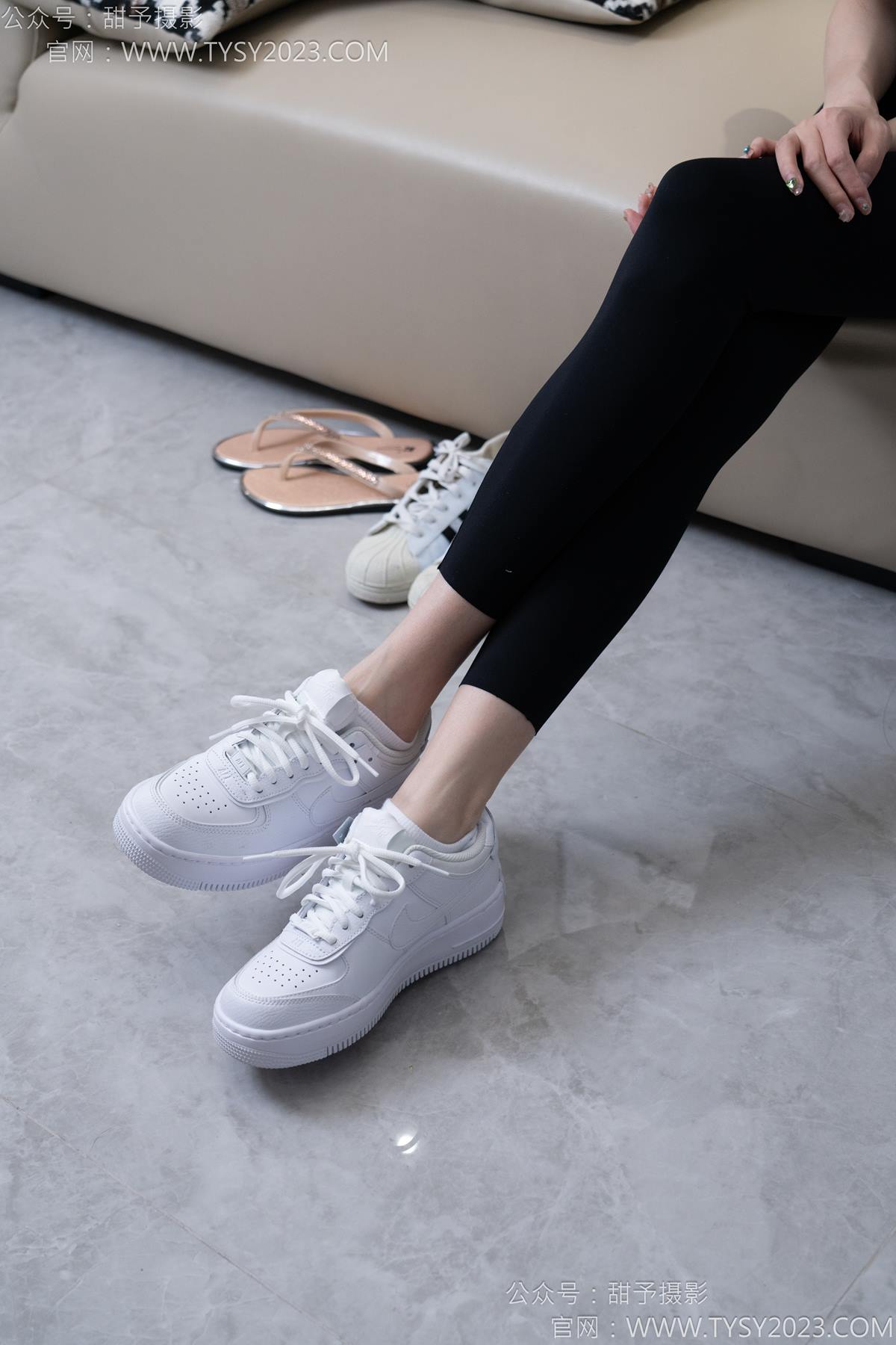 图片[36]-甜予摄影 NO.179 珞珞-高跟鞋、板鞋、人字拖、白棉袜[73P] – 速更版-美库