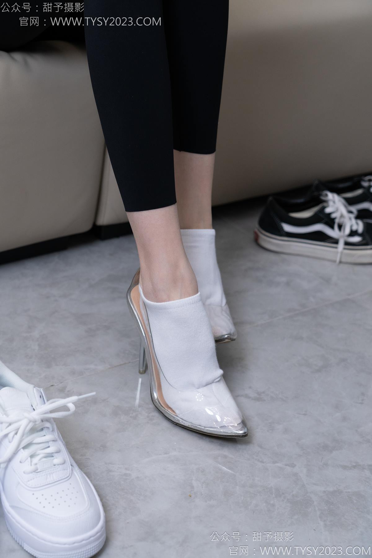 图片[48]-甜予摄影 NO.179 珞珞-高跟鞋、板鞋、人字拖、白棉袜[73P] – 速更版-美库