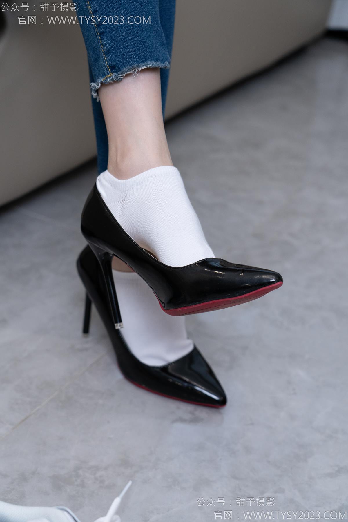 图片[51]-甜予摄影 NO.179 珞珞-高跟鞋、板鞋、人字拖、白棉袜[73P] – 速更版-美库