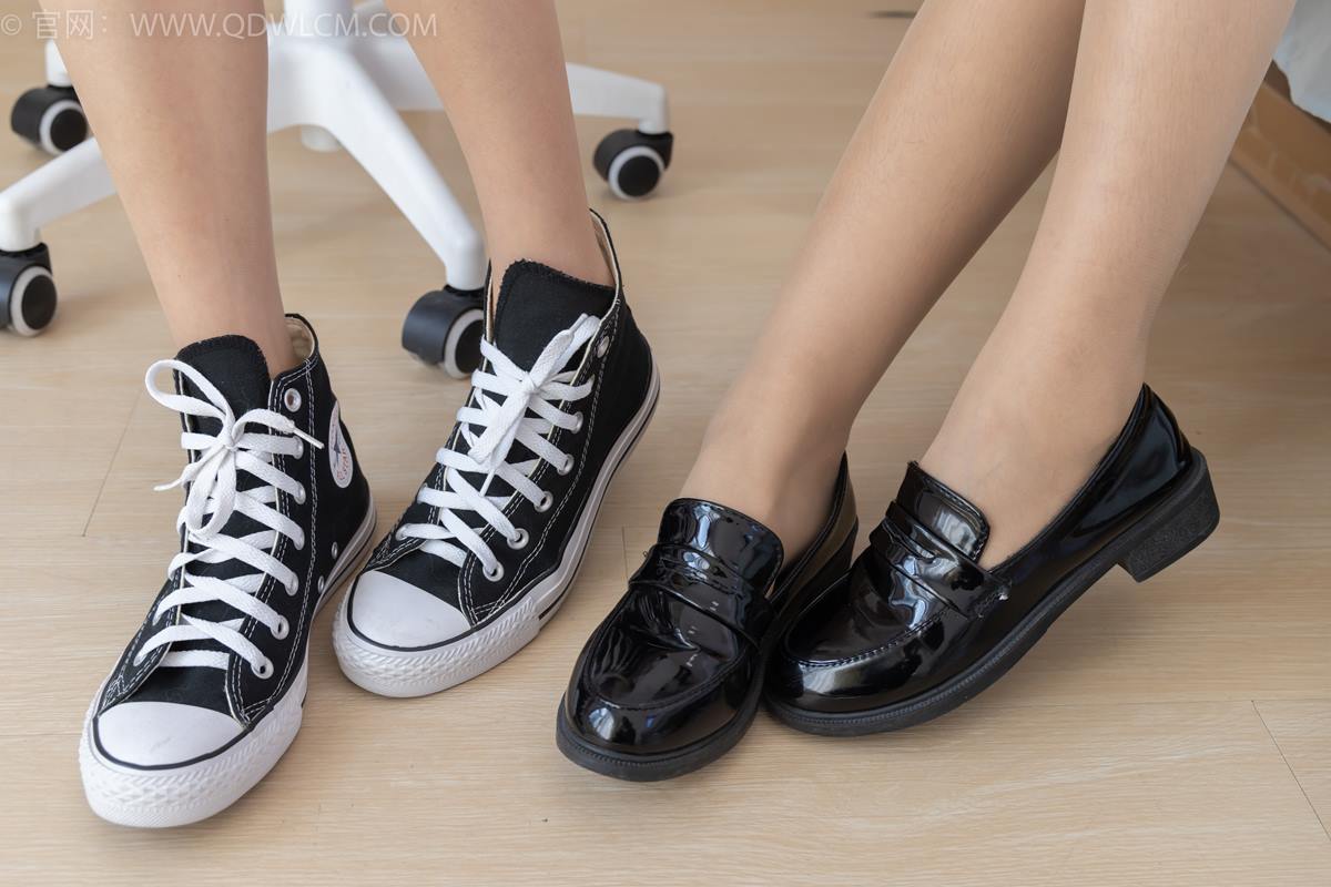 图片[16]-物恋传媒 NO.2362 岚岚茯苓-帆布鞋、皮鞋、互相挠脚心剧情[148P] – 速更版-美库