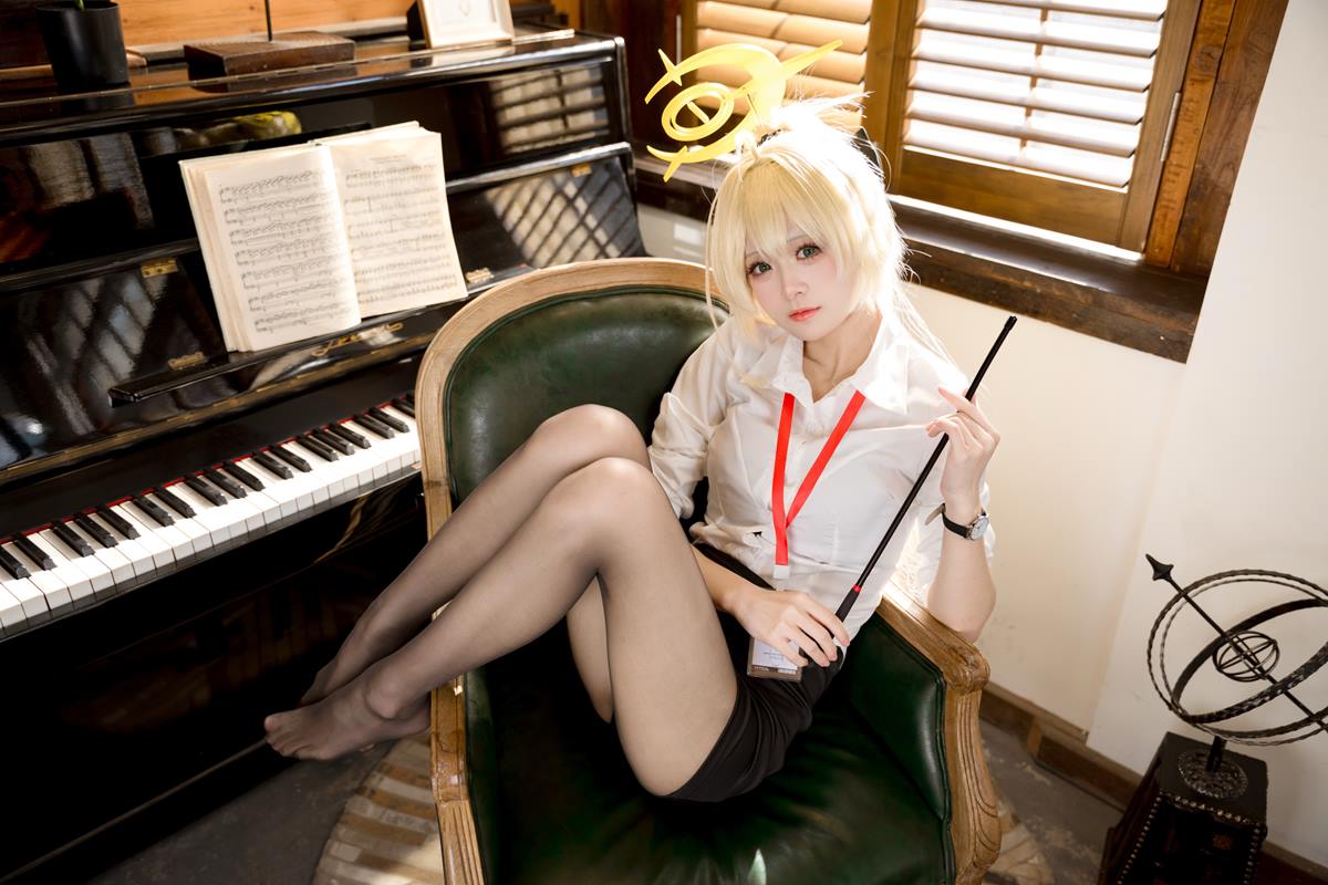 图片[42]-九柒喵 – 笑面教授OL制服[44P] – 速更版-美库