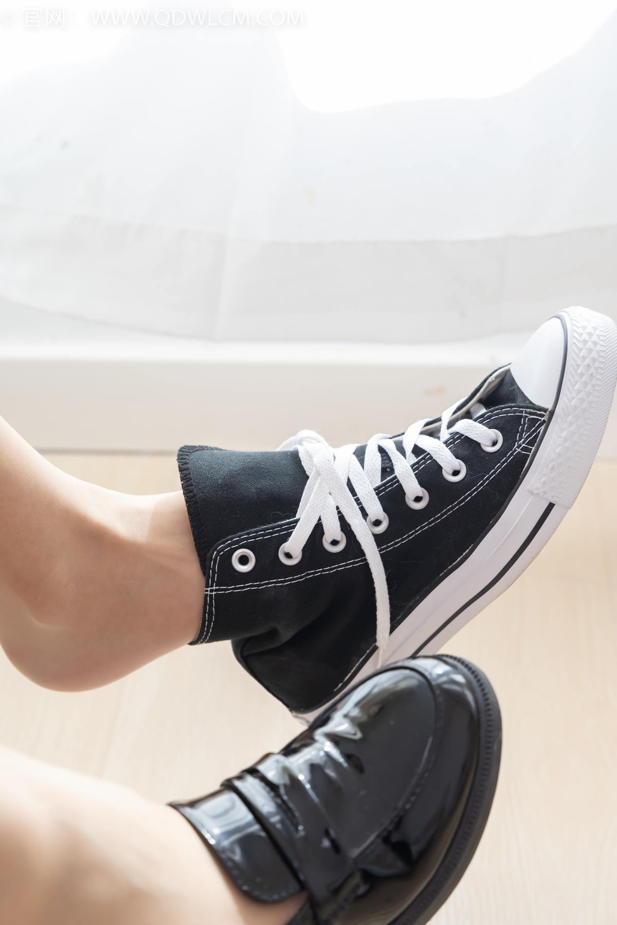 图片[148]-物恋传媒 NO.2362 岚岚茯苓-帆布鞋、皮鞋、互相挠脚心剧情[148P] – 速更版-美库
