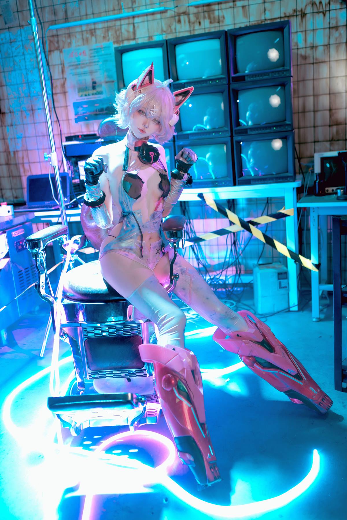 图片[21]-安食Ajiki  交错战线 绯猁[26P] – 速更版-美库