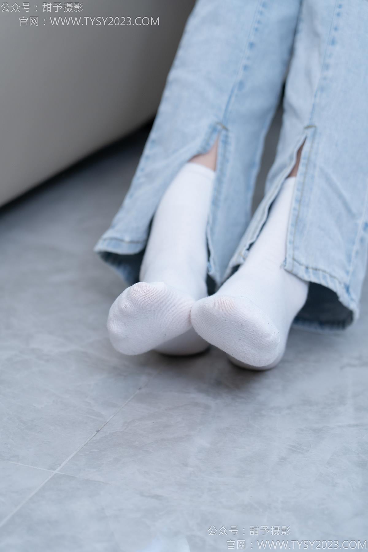 图片[47]-甜予摄影 NO.181 小容-板鞋、白棉袜、裸足[98P] – 速更版-美库
