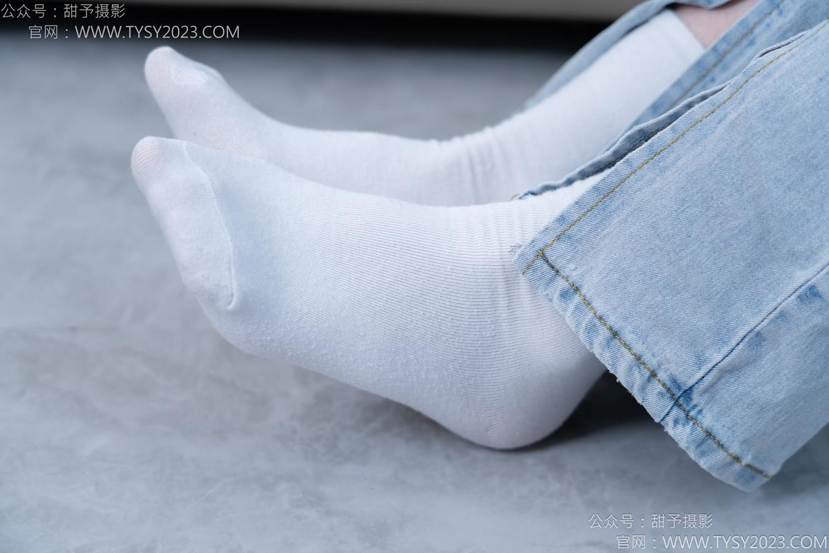 图片[60]-甜予摄影 NO.181 小容-板鞋、白棉袜、裸足[98P] – 速更版-美库