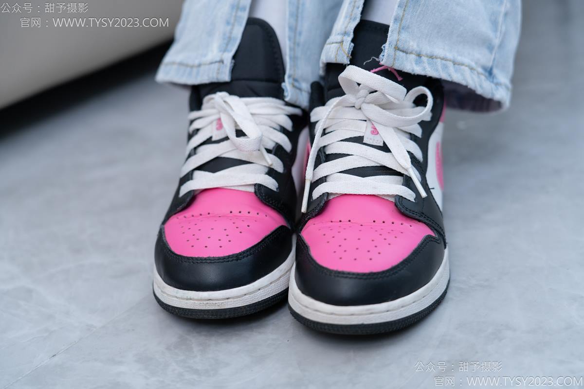 图片[74]-甜予摄影 NO.181 小容-板鞋、白棉袜、裸足[98P] – 速更版-美库