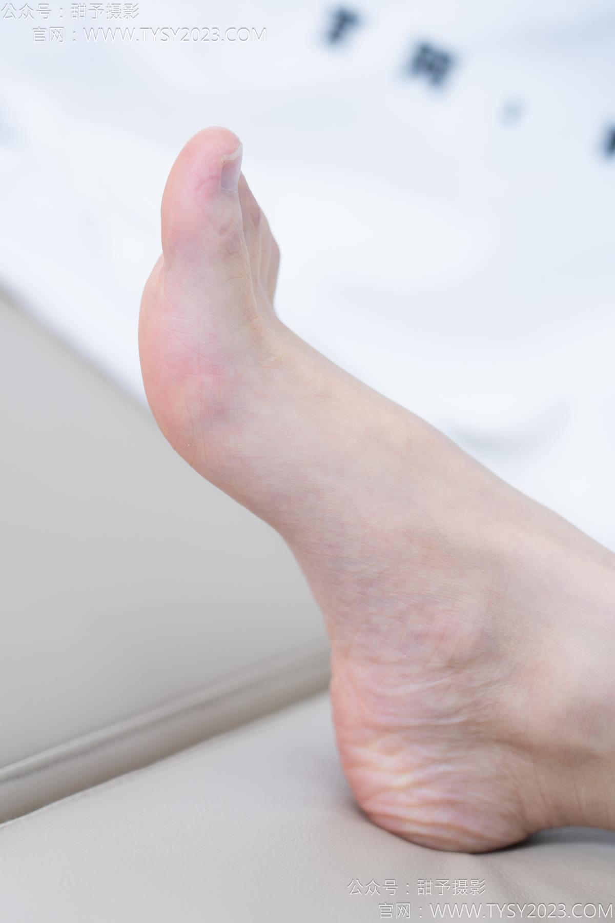 图片[75]-甜予摄影 NO.181 小容-板鞋、白棉袜、裸足[98P] – 速更版-美库