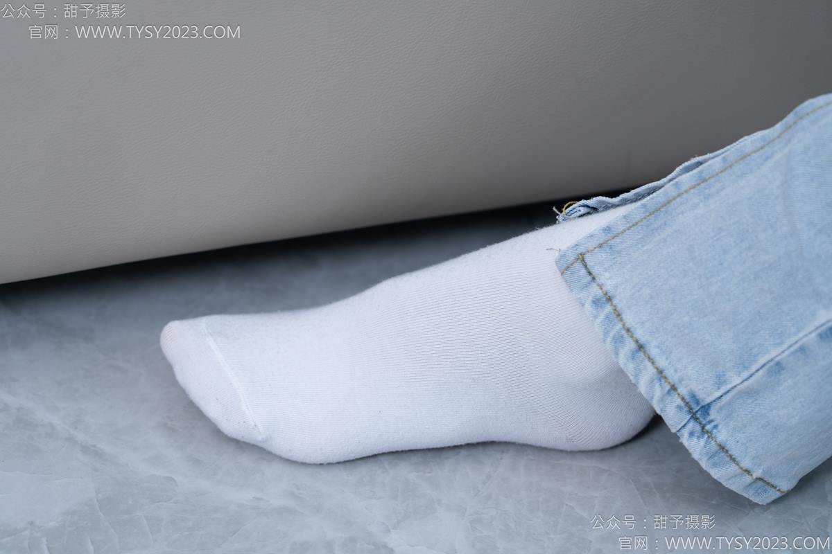 图片[77]-甜予摄影 NO.181 小容-板鞋、白棉袜、裸足[98P] – 速更版-美库