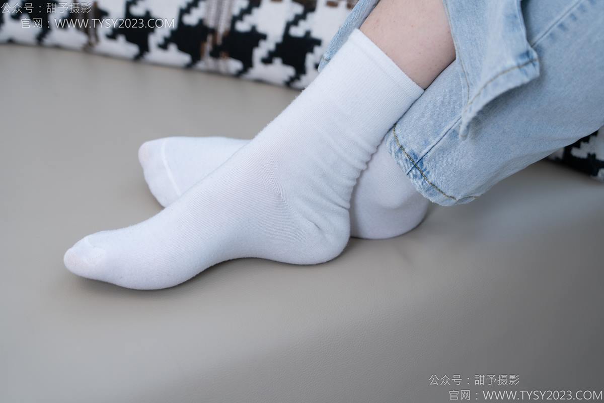 图片[82]-甜予摄影 NO.181 小容-板鞋、白棉袜、裸足[98P] – 速更版-美库