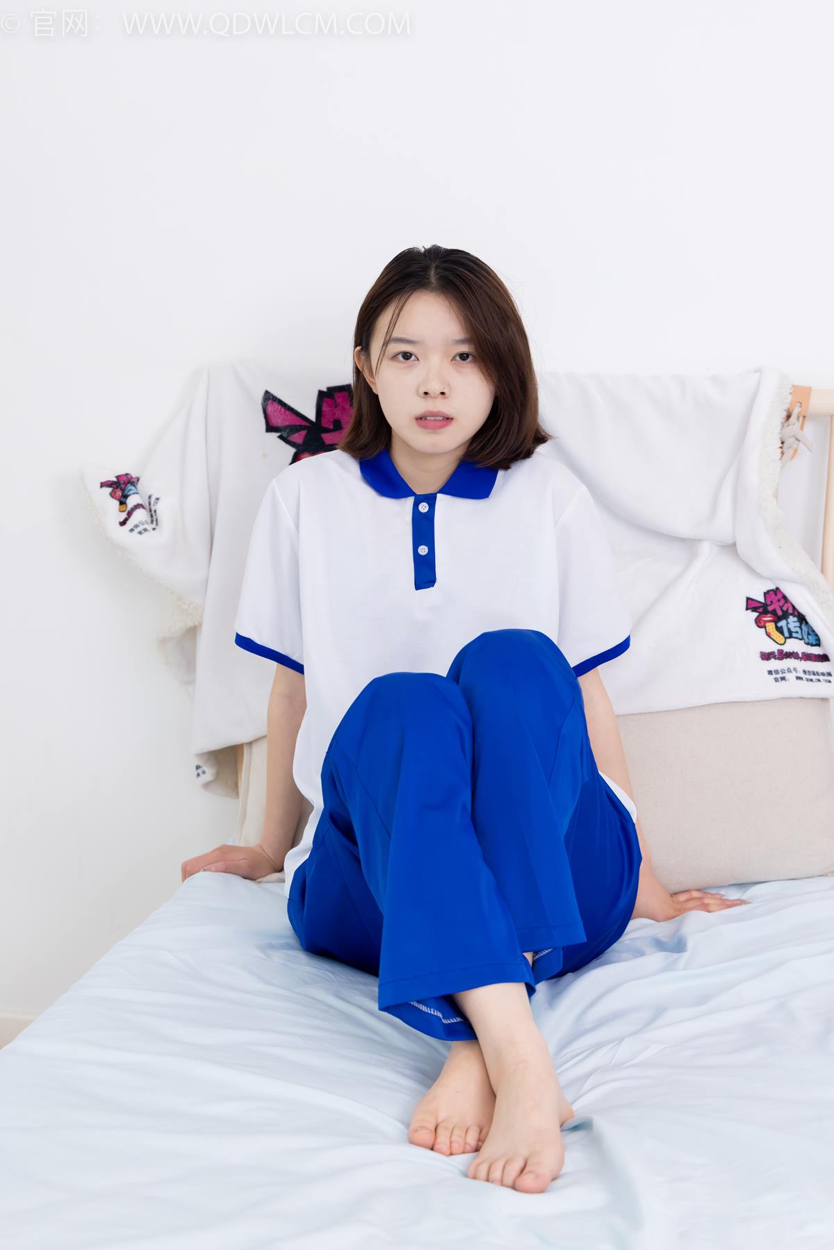 图片[16]-物恋传媒 NO.2364 小悦-校服、板鞋、白棉袜、裸足[126P] – 速更版-美库