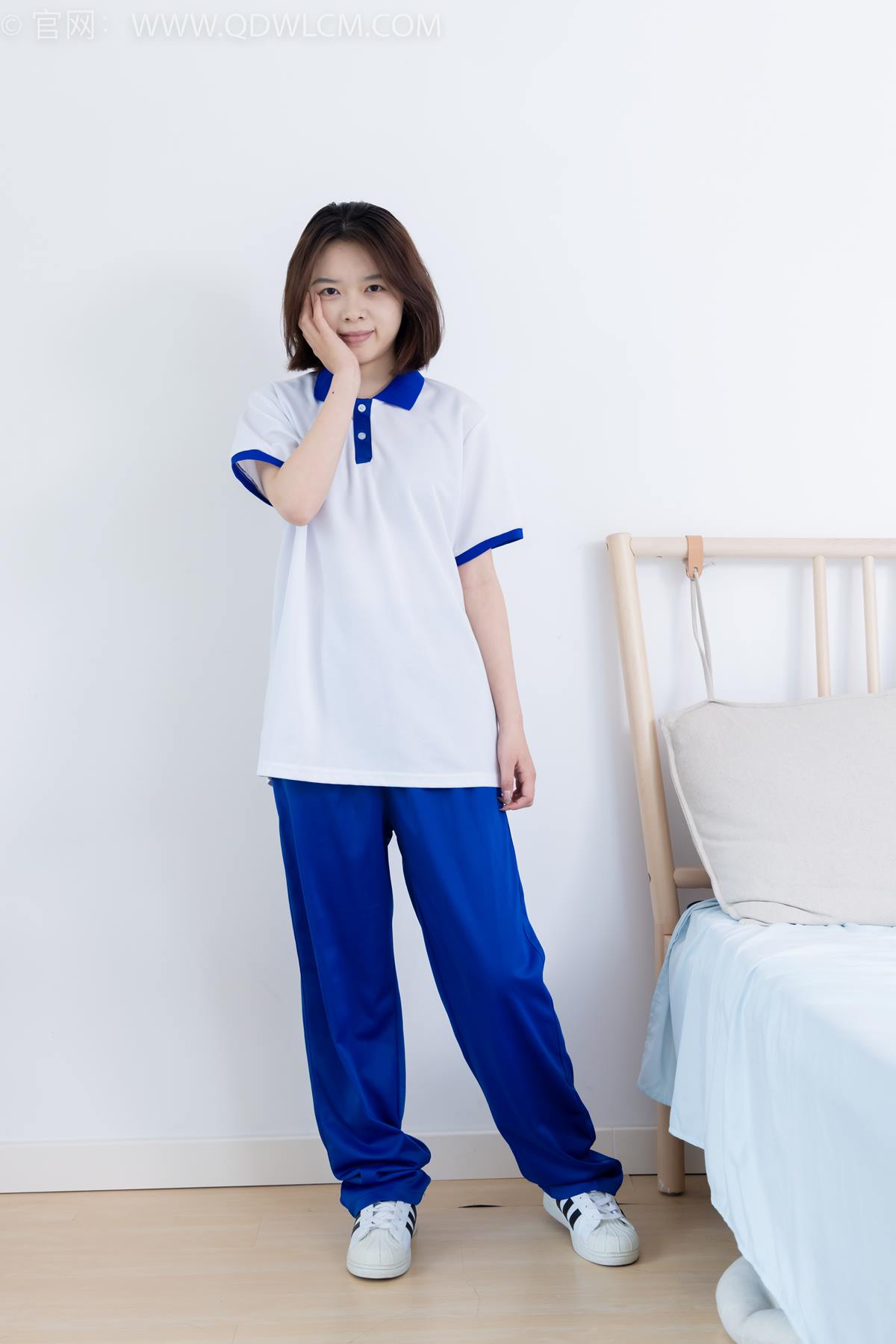 图片[34]-物恋传媒 NO.2364 小悦-校服、板鞋、白棉袜、裸足[126P] – 速更版-美库