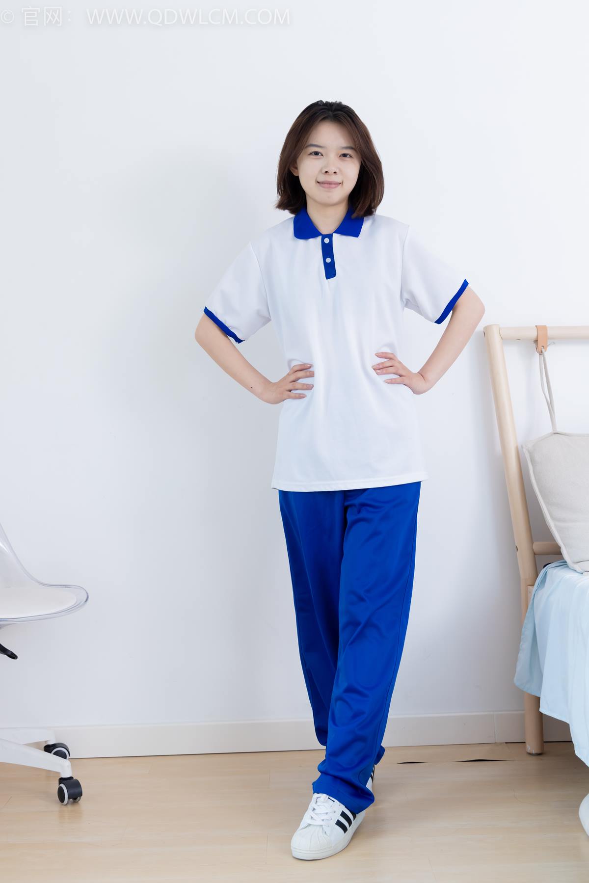 图片[35]-物恋传媒 NO.2364 小悦-校服、板鞋、白棉袜、裸足[126P] – 速更版-美库