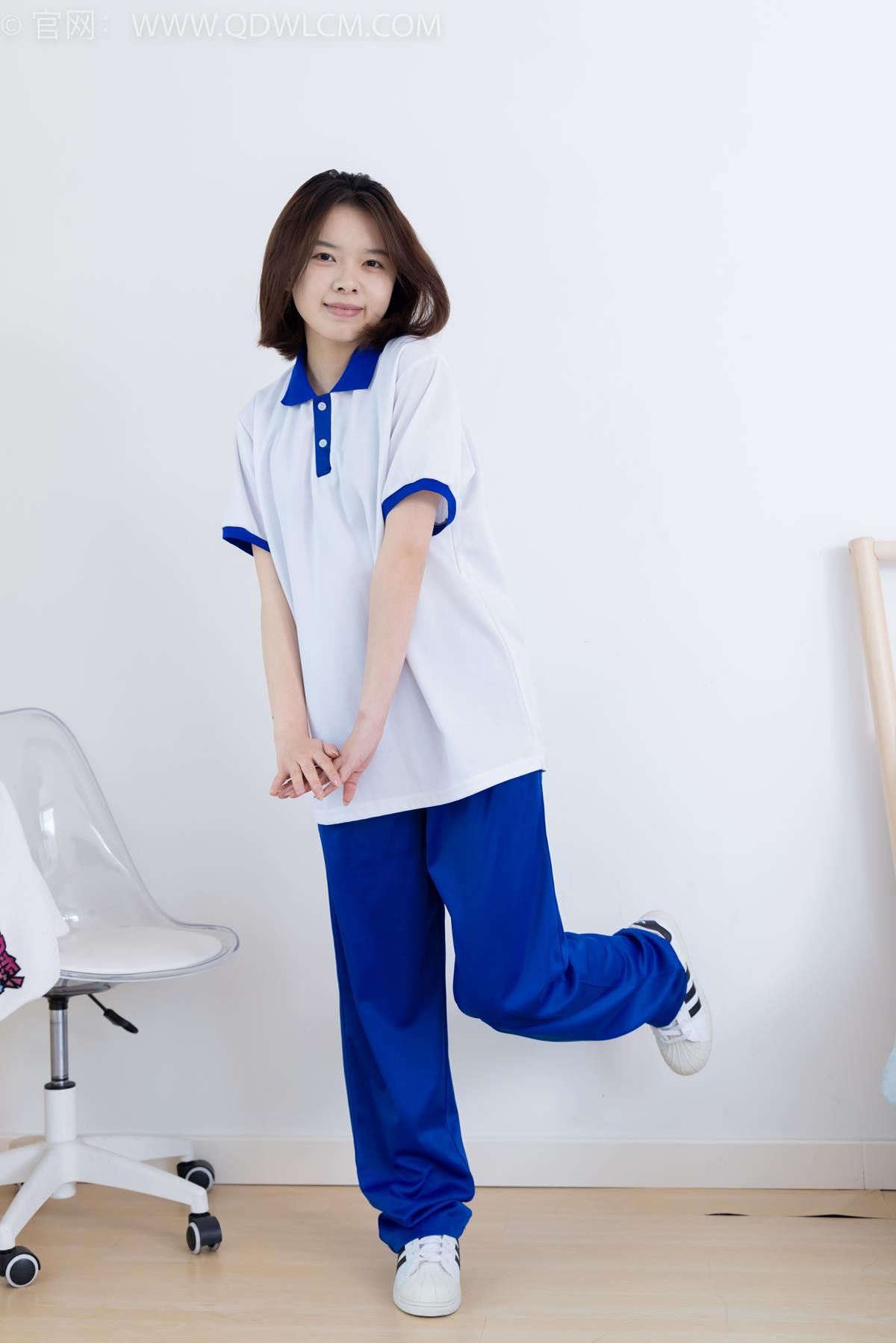 图片[38]-物恋传媒 NO.2364 小悦-校服、板鞋、白棉袜、裸足[126P] – 速更版-美库