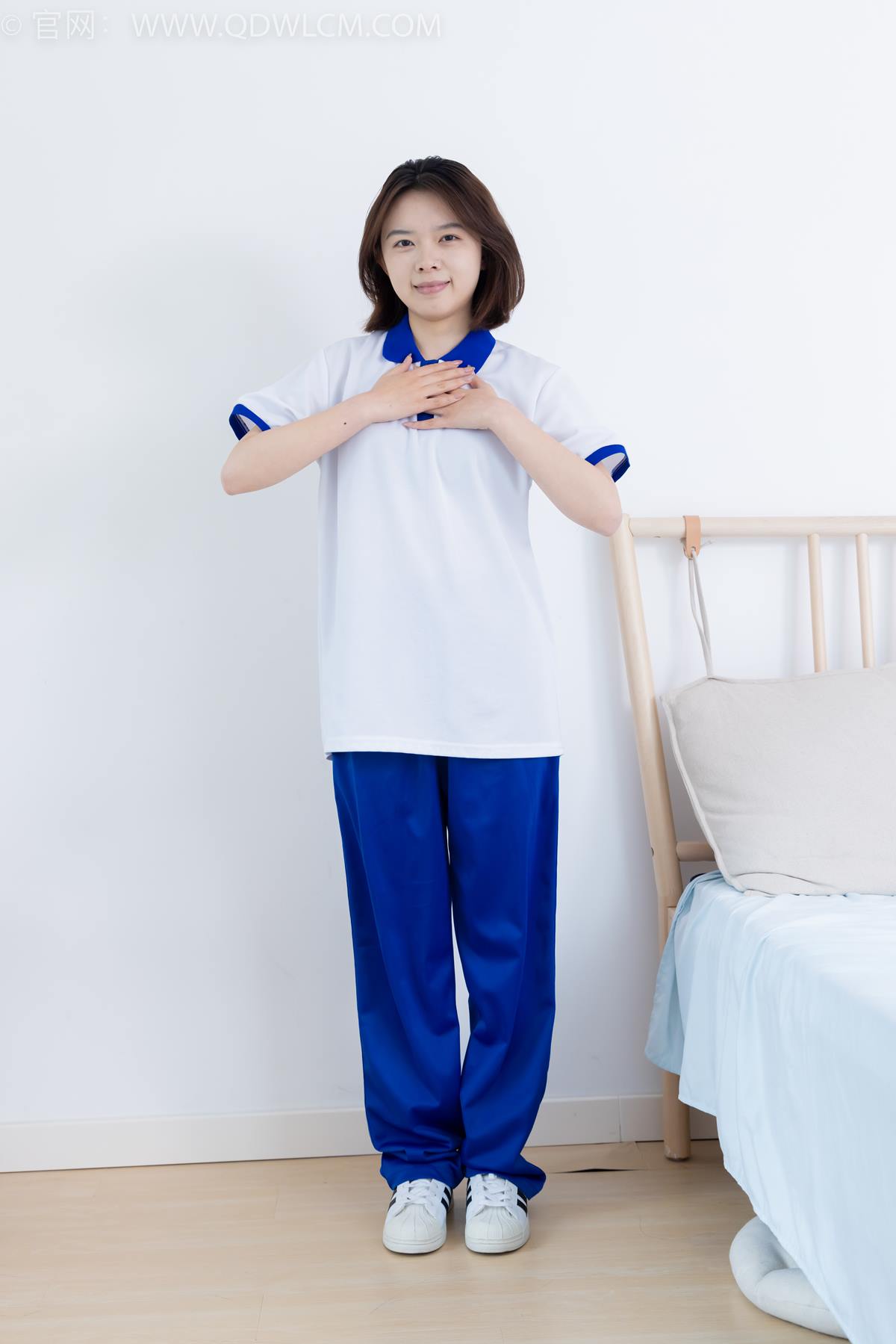 图片[41]-物恋传媒 NO.2364 小悦-校服、板鞋、白棉袜、裸足[126P] – 速更版-美库