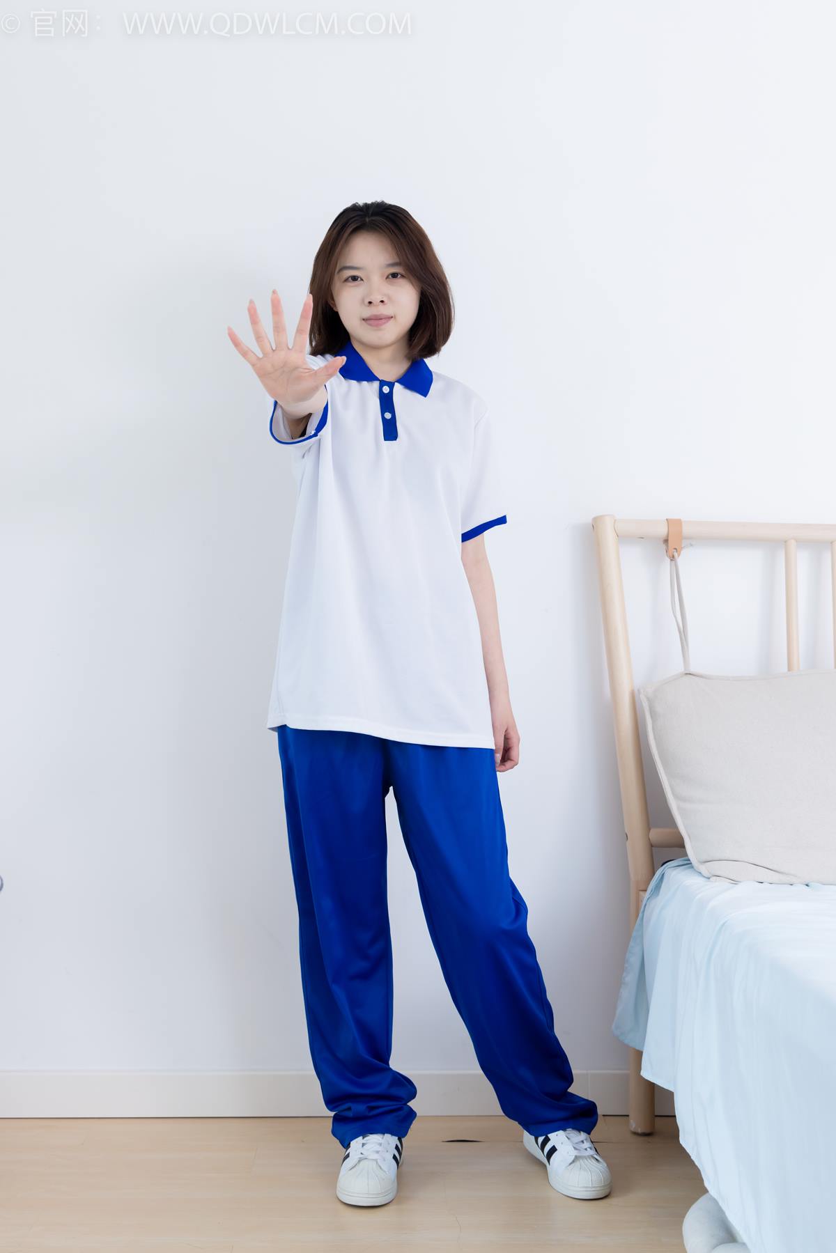 图片[42]-物恋传媒 NO.2364 小悦-校服、板鞋、白棉袜、裸足[126P] – 速更版-美库