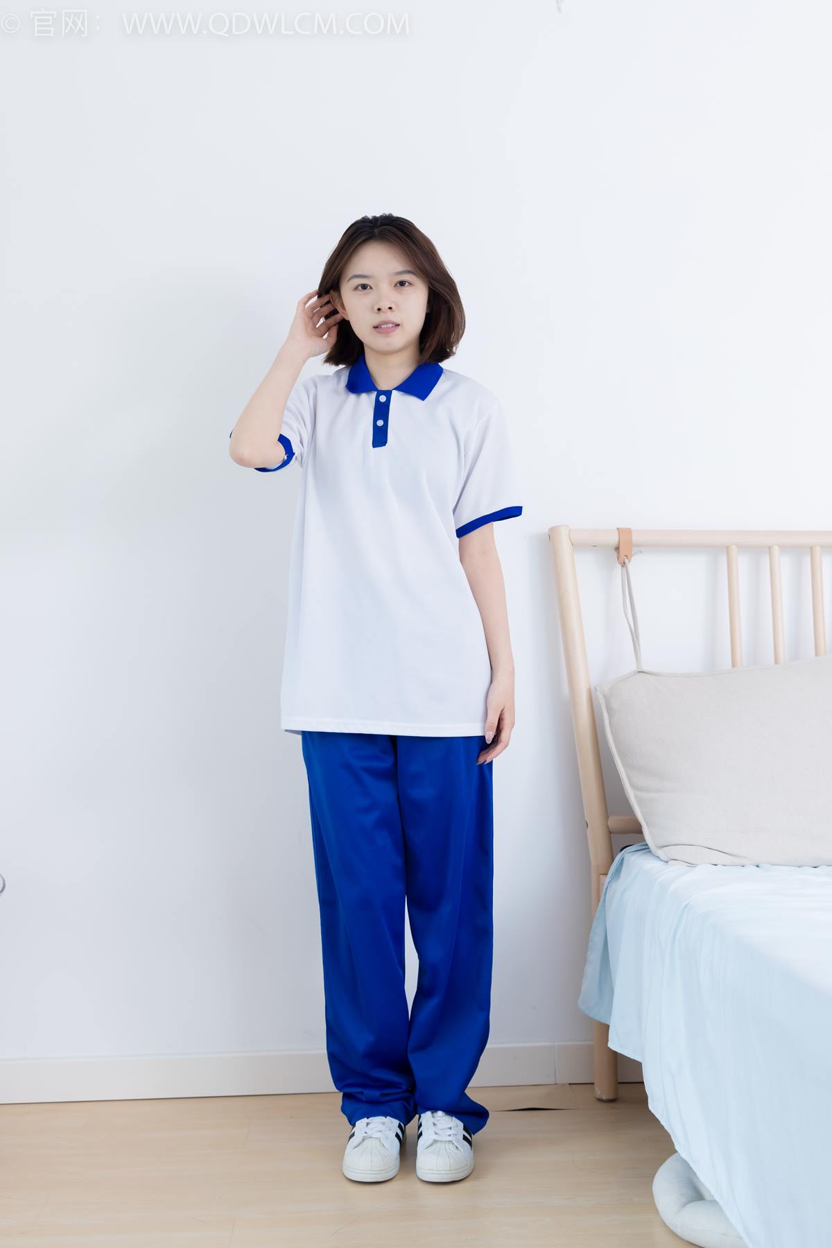 图片[43]-物恋传媒 NO.2364 小悦-校服、板鞋、白棉袜、裸足[126P] – 速更版-美库