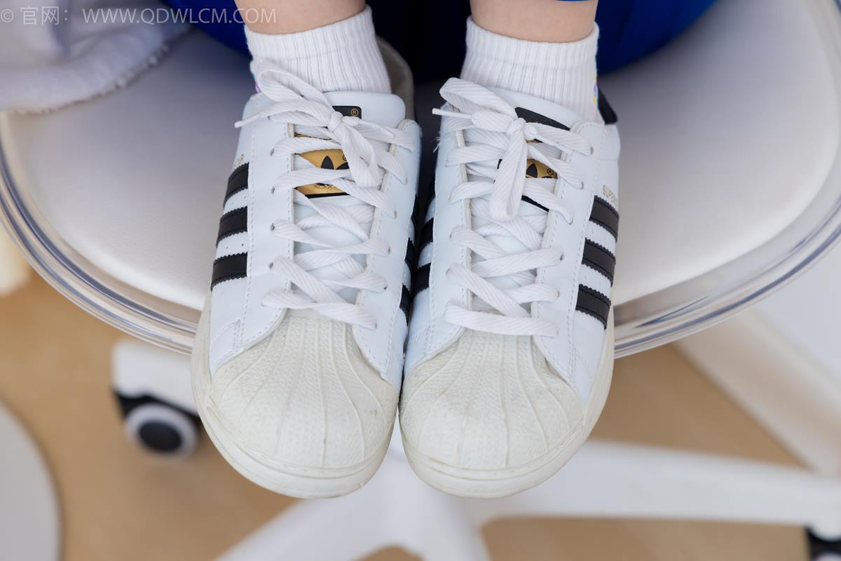 图片[53]-物恋传媒 NO.2364 小悦-校服、板鞋、白棉袜、裸足[126P] – 速更版-美库