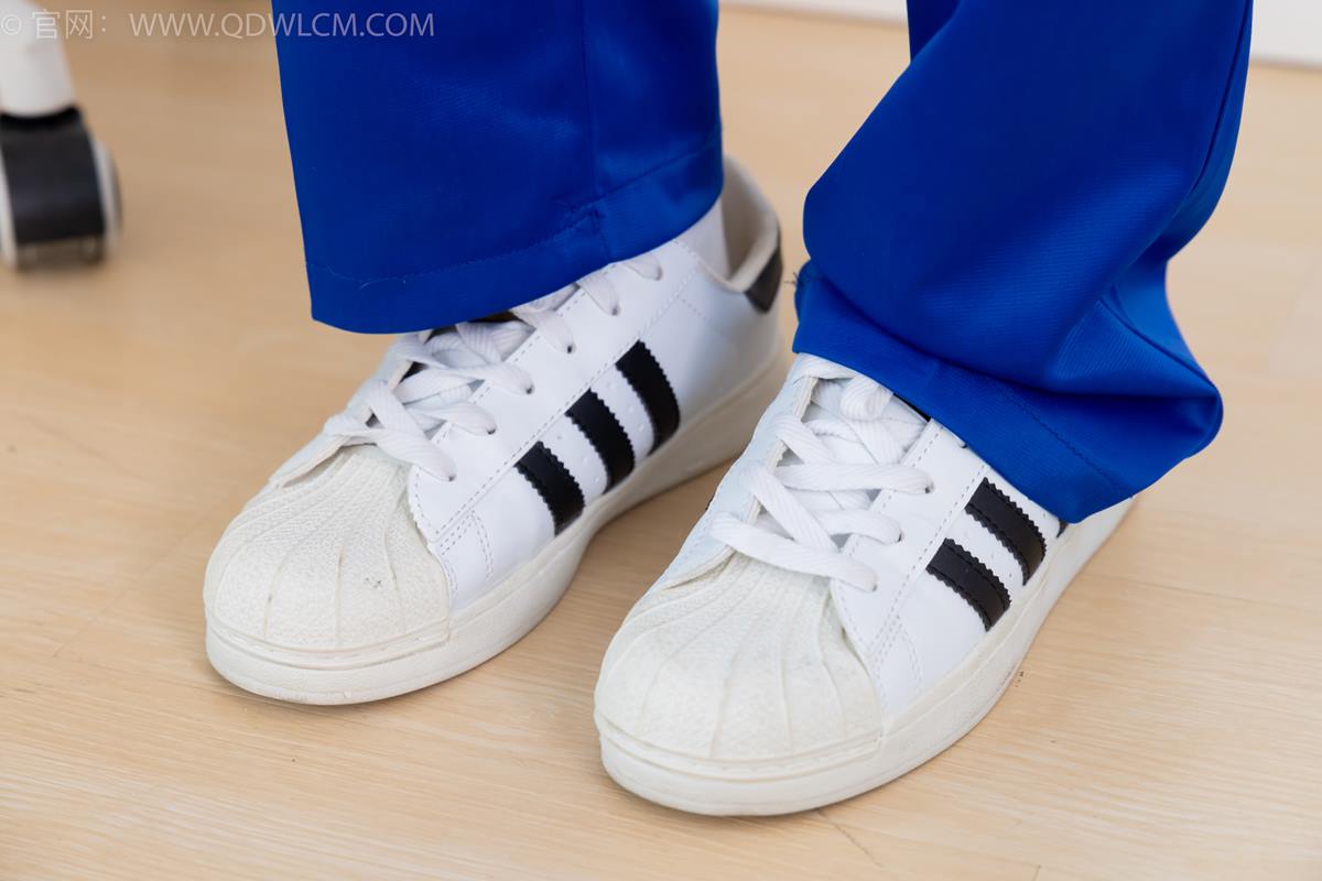 图片[60]-物恋传媒 NO.2364 小悦-校服、板鞋、白棉袜、裸足[126P] – 速更版-美库