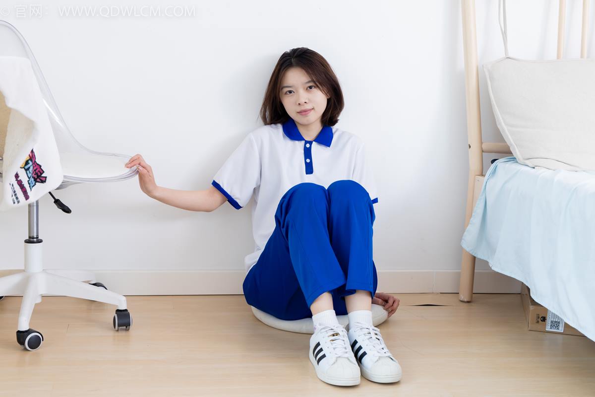 图片[74]-物恋传媒 NO.2364 小悦-校服、板鞋、白棉袜、裸足[126P] – 速更版-美库