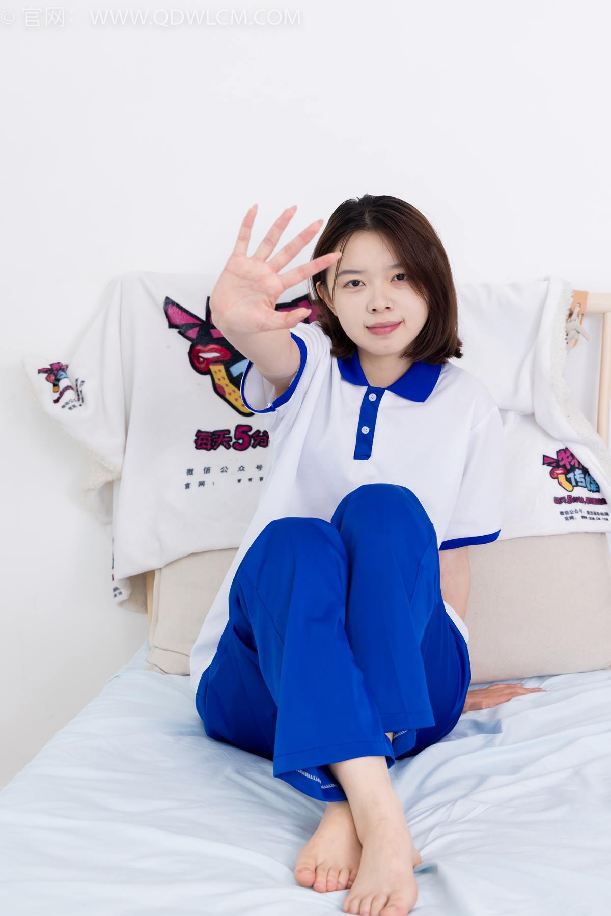 图片[120]-物恋传媒 NO.2364 小悦-校服、板鞋、白棉袜、裸足[126P] – 速更版-美库