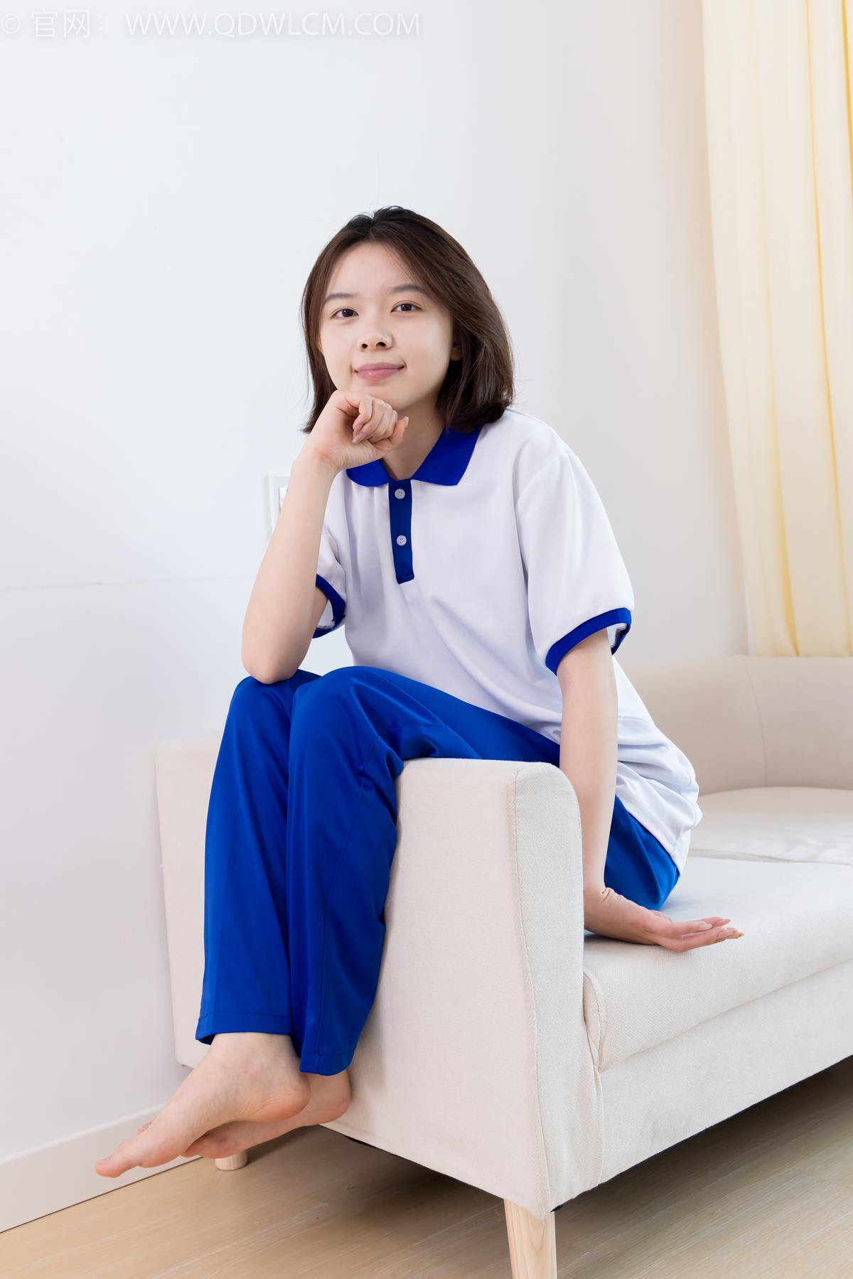 图片[121]-物恋传媒 NO.2364 小悦-校服、板鞋、白棉袜、裸足[126P] – 速更版-美库