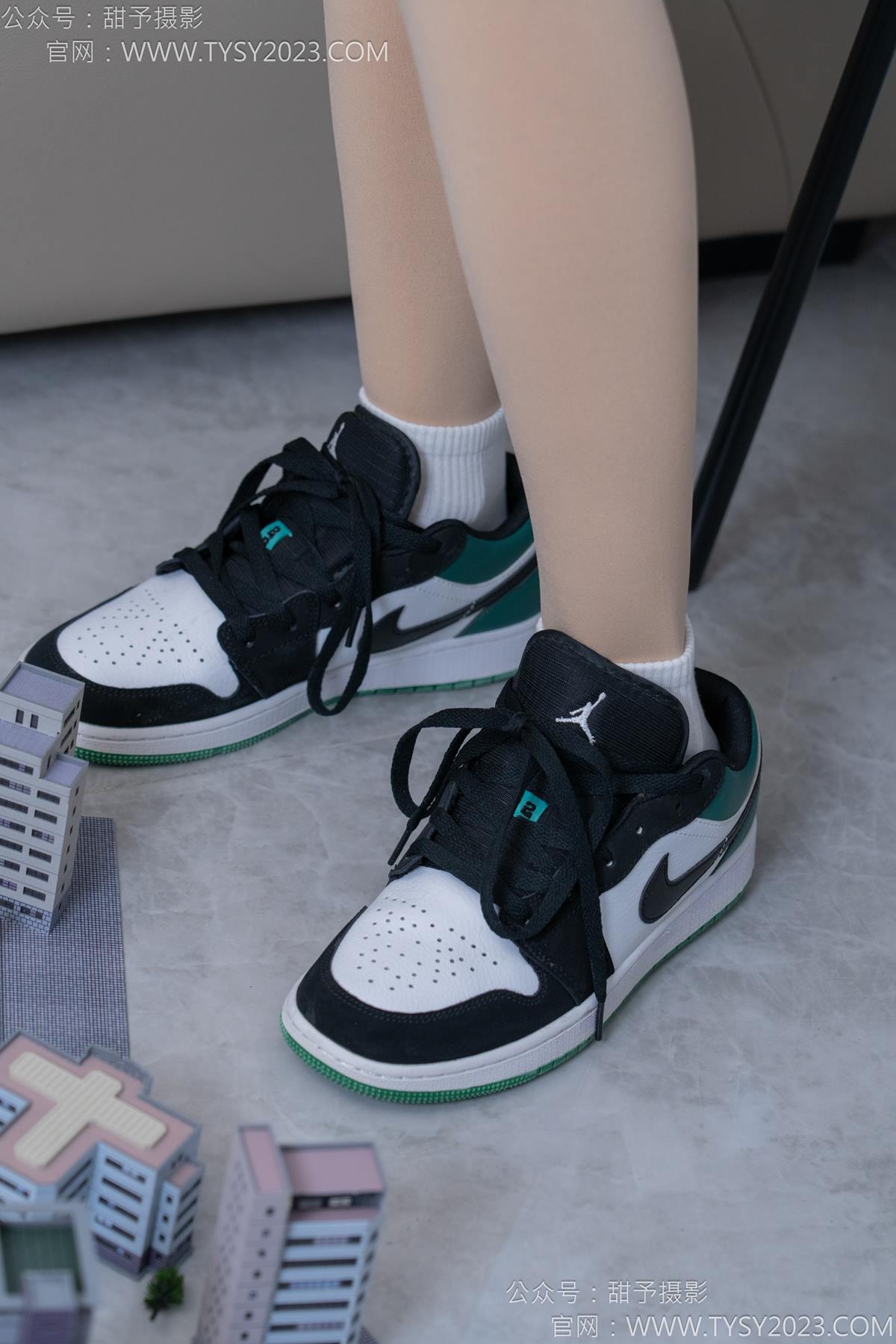 图片[62]-甜予摄影 NO.182 珞珞-板鞋、白棉袜、厚肉丝、小人国剧情[104P] – 速更版-美库