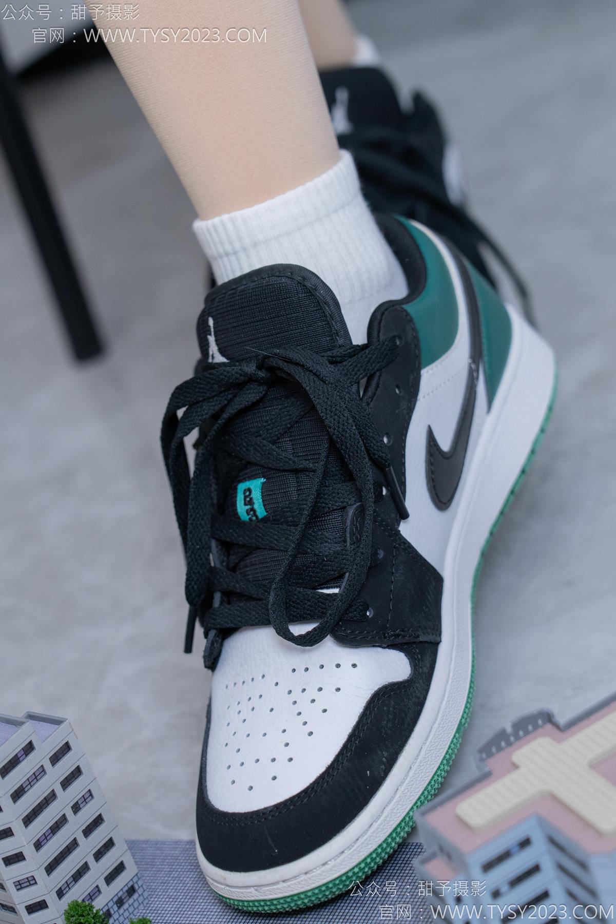 图片[69]-甜予摄影 NO.182 珞珞-板鞋、白棉袜、厚肉丝、小人国剧情[104P] – 速更版-美库