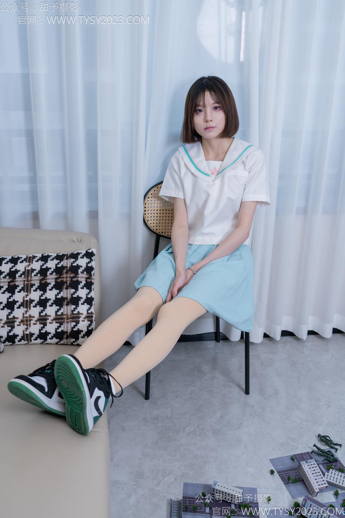 图片[87]-甜予摄影 NO.182 珞珞-板鞋、白棉袜、厚肉丝、小人国剧情[104P] – 速更版-美库