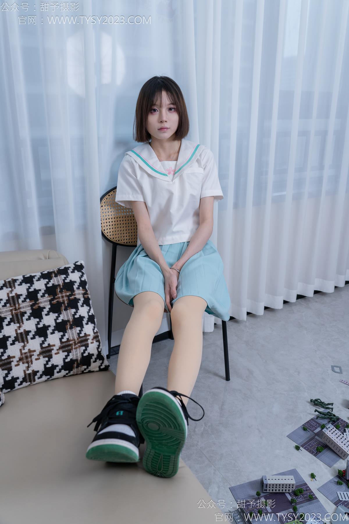 图片[88]-甜予摄影 NO.182 珞珞-板鞋、白棉袜、厚肉丝、小人国剧情[104P] – 速更版-美库