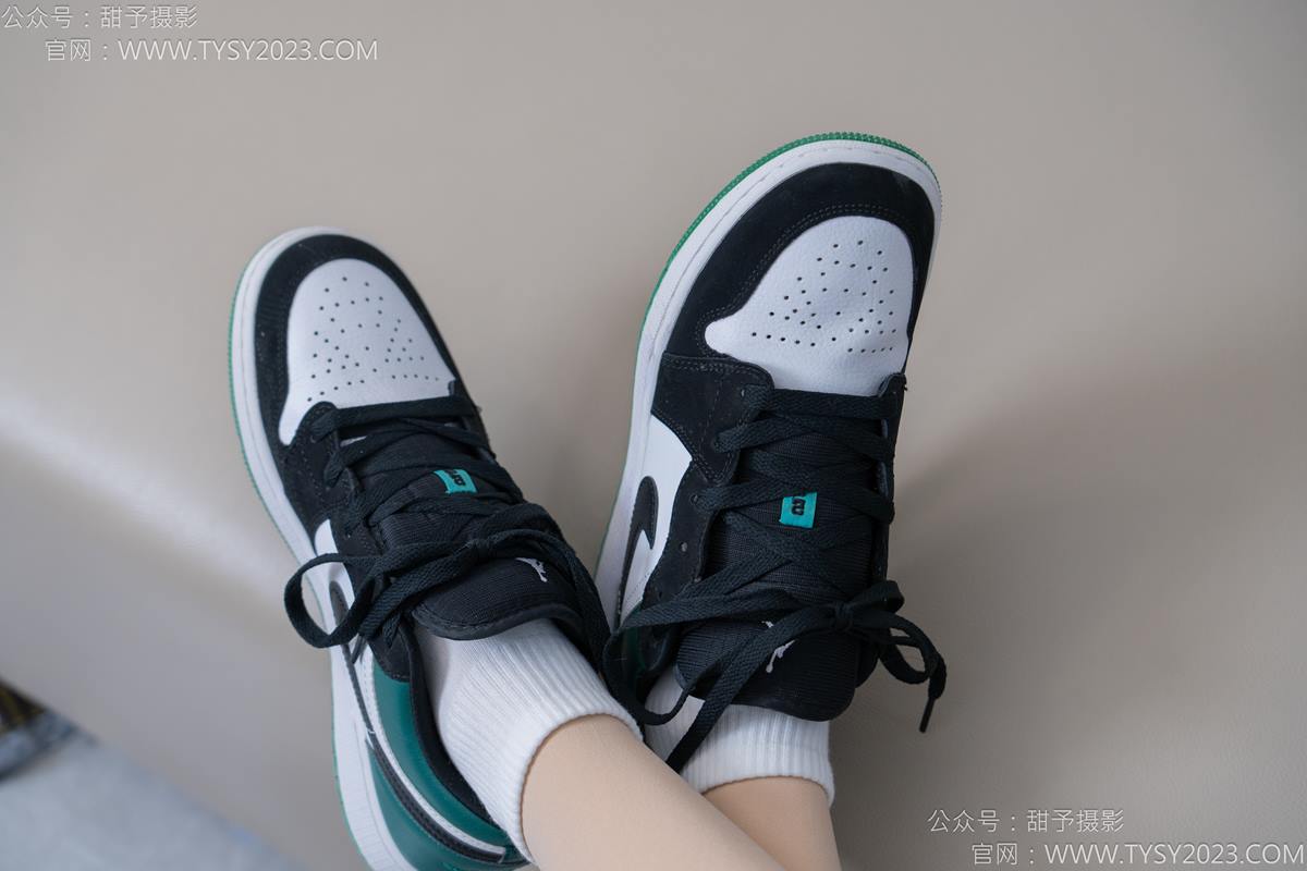 图片[94]-甜予摄影 NO.182 珞珞-板鞋、白棉袜、厚肉丝、小人国剧情[104P] – 速更版-美库