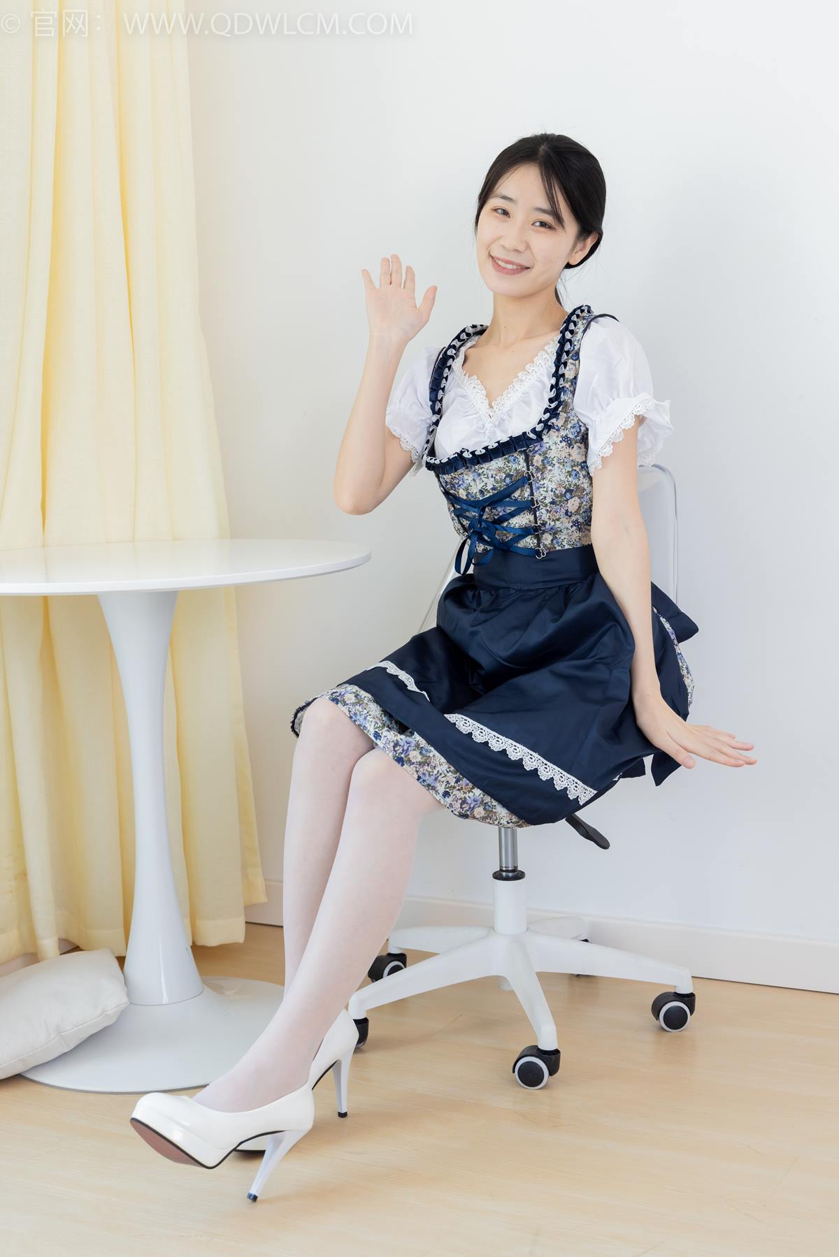 图片[10]-物恋传媒 NO.2365 菜菜-高跟鞋、薄白丝、裸足[104P] – 速更版-美库