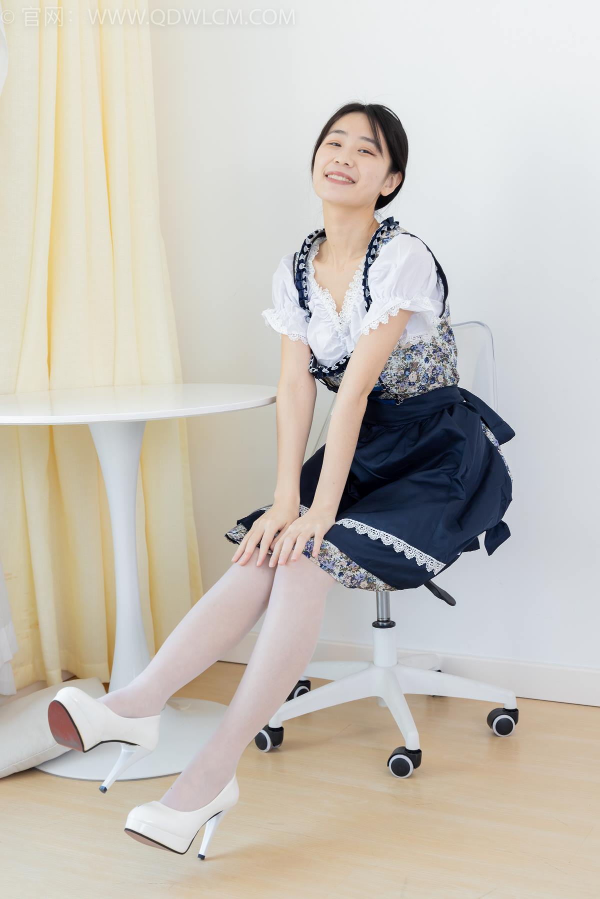 图片[11]-物恋传媒 NO.2365 菜菜-高跟鞋、薄白丝、裸足[104P] – 速更版-美库