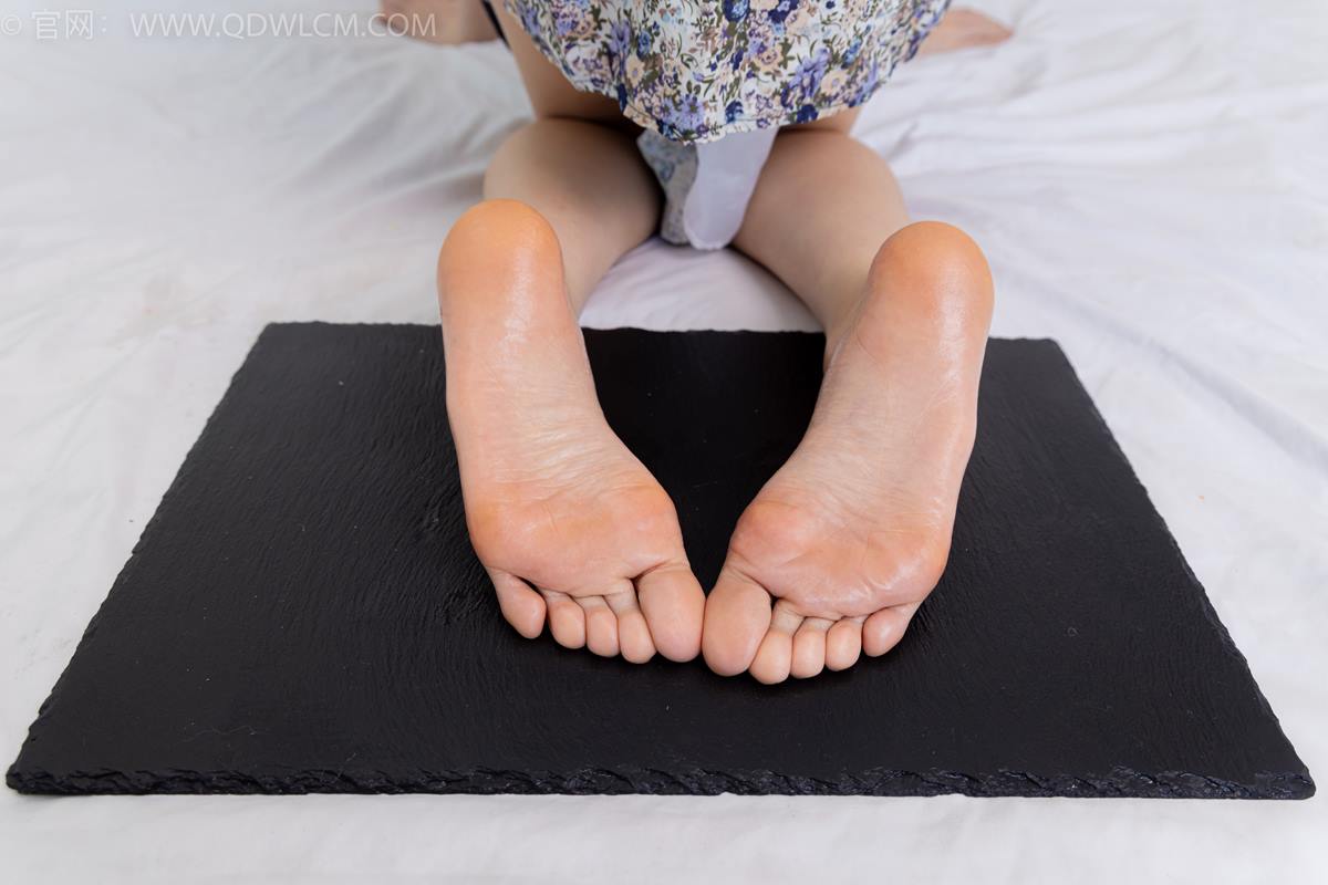 图片[102]-物恋传媒 NO.2365 菜菜-高跟鞋、薄白丝、裸足[104P] – 速更版-美库