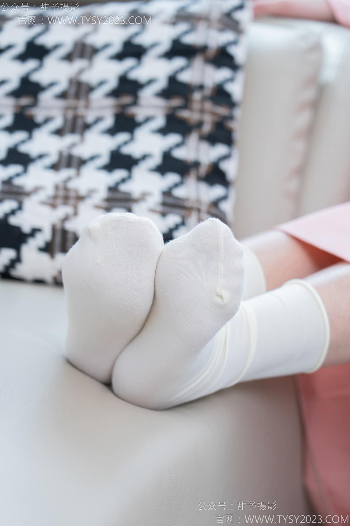 图片[11]-甜予摄影 NO.183 知知-布鞋、白棉袜、裸足[112P] – 速更版-美库