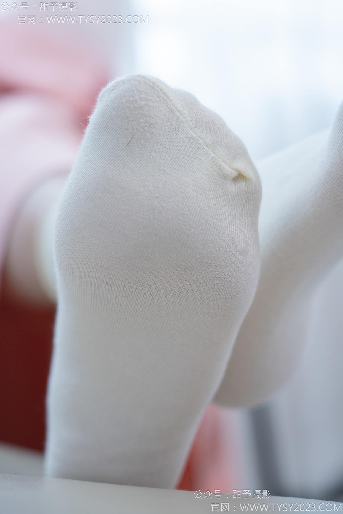图片[16]-甜予摄影 NO.183 知知-布鞋、白棉袜、裸足[112P] – 速更版-美库