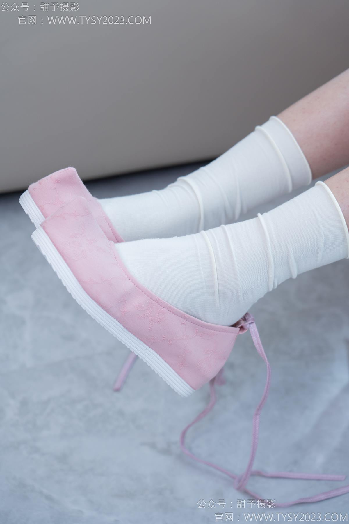 图片[48]-甜予摄影 NO.183 知知-布鞋、白棉袜、裸足[112P] – 速更版-美库