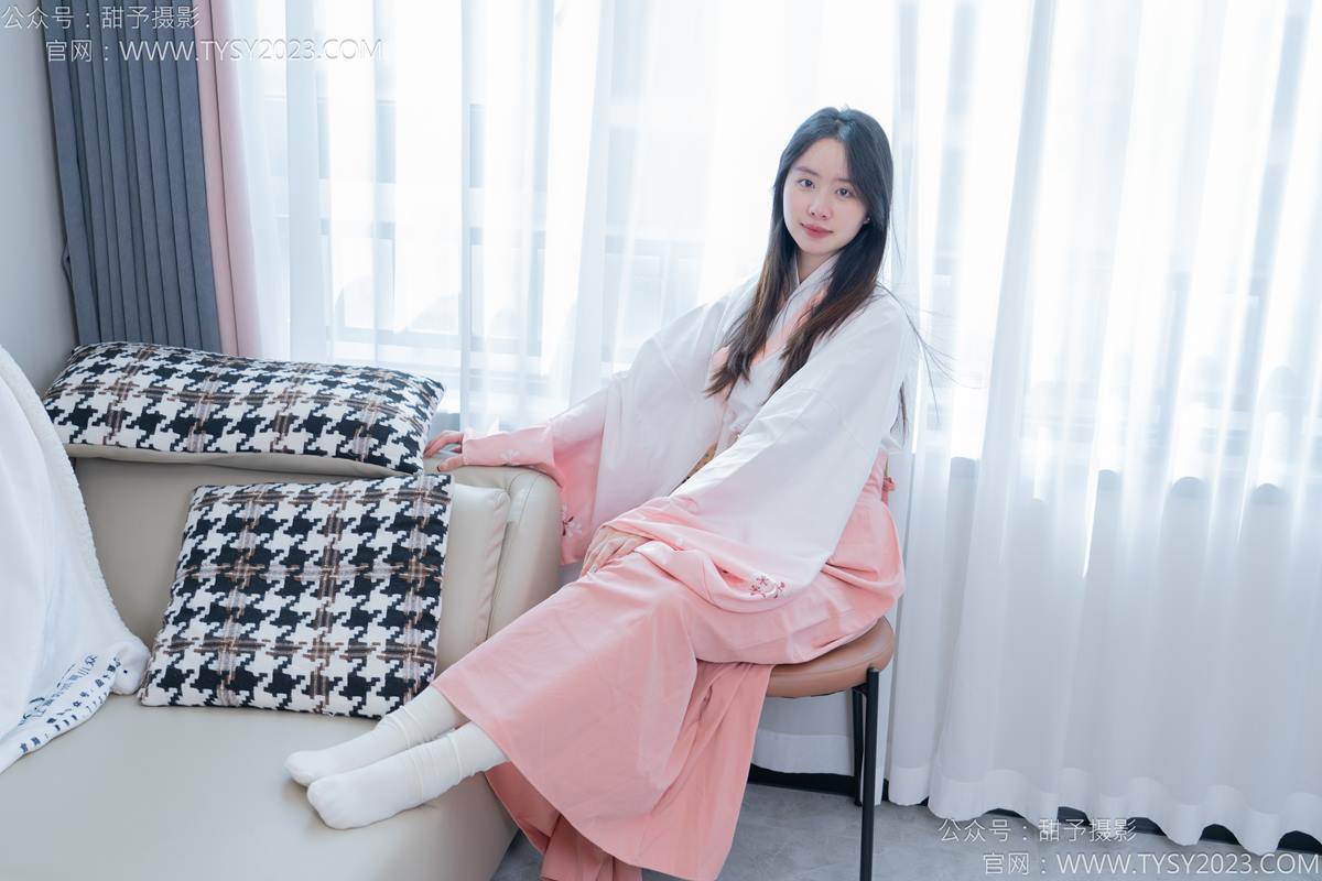 图片[62]-甜予摄影 NO.183 知知-布鞋、白棉袜、裸足[112P] – 速更版-美库