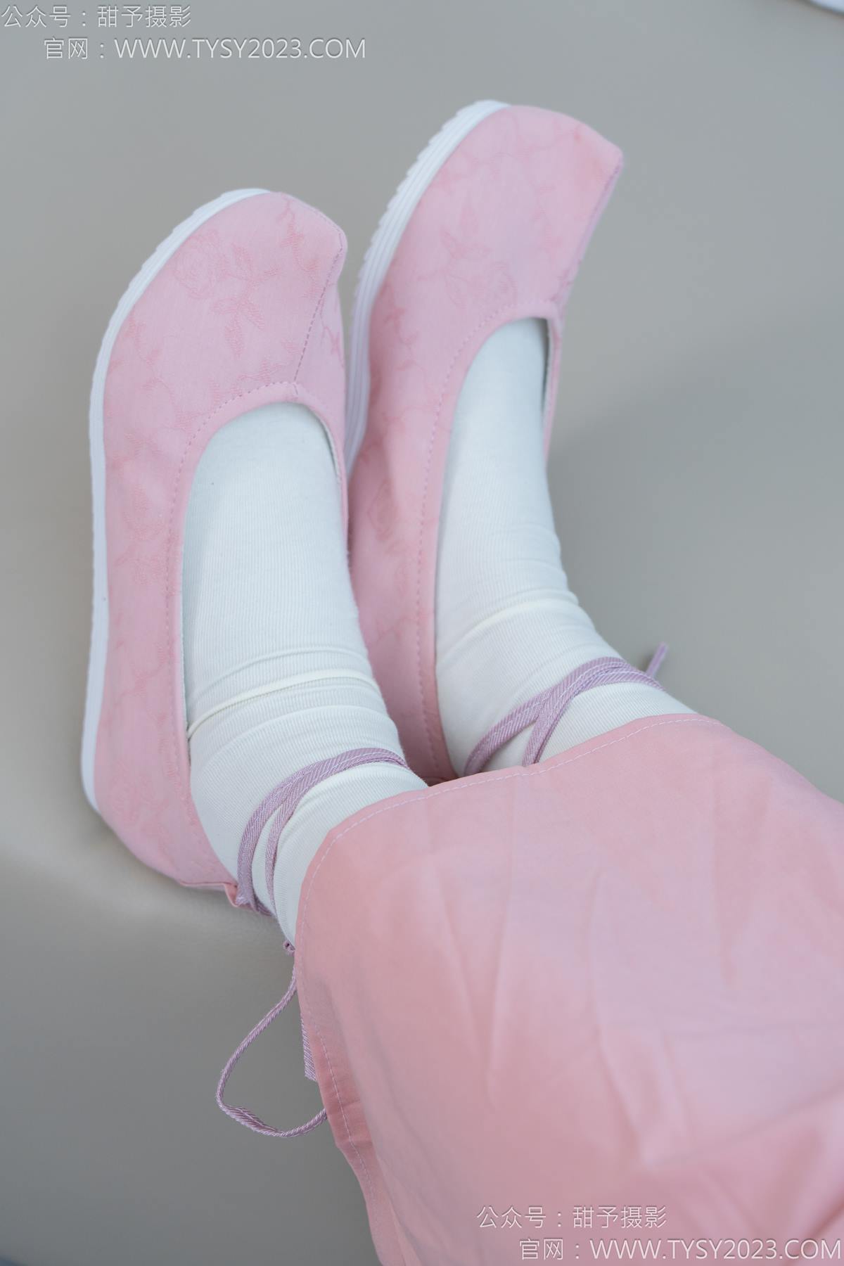 图片[63]-甜予摄影 NO.183 知知-布鞋、白棉袜、裸足[112P] – 速更版-美库