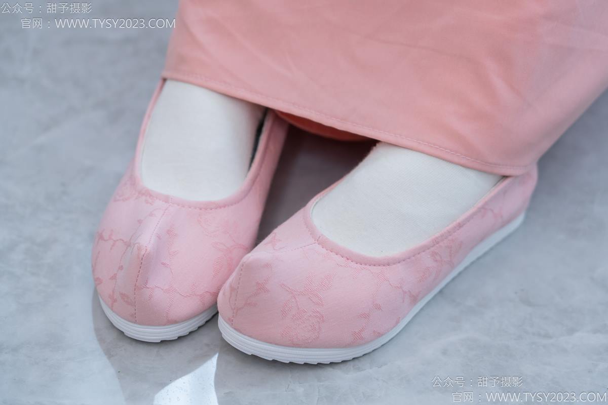 图片[91]-甜予摄影 NO.183 知知-布鞋、白棉袜、裸足[112P] – 速更版-美库