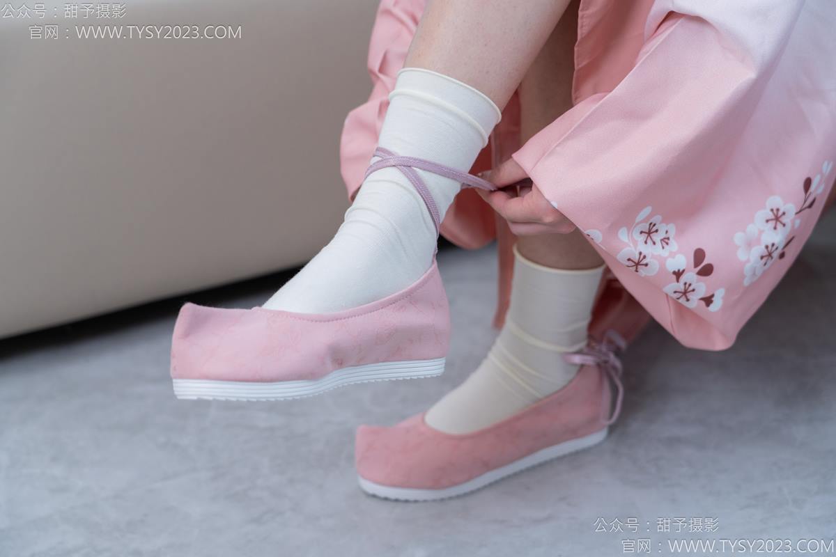 图片[94]-甜予摄影 NO.183 知知-布鞋、白棉袜、裸足[112P] – 速更版-美库