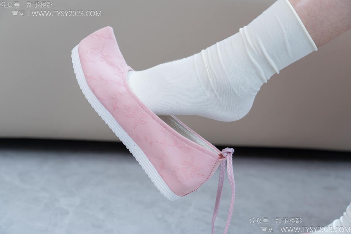 图片[100]-甜予摄影 NO.183 知知-布鞋、白棉袜、裸足[112P] – 速更版-美库