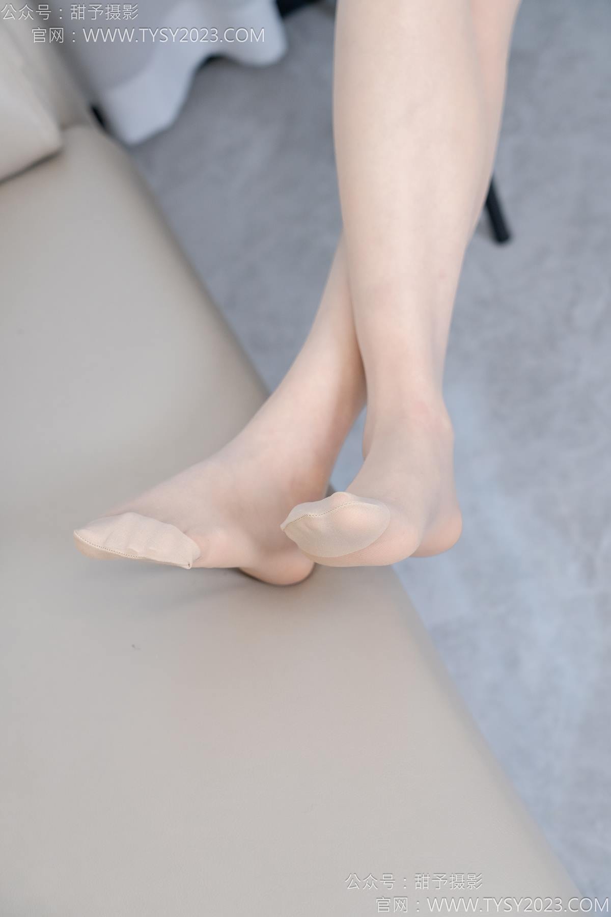 图片[49]-甜予摄影 NO.184 澜澜-板鞋、薄肉丝[85P] – 速更版-美库