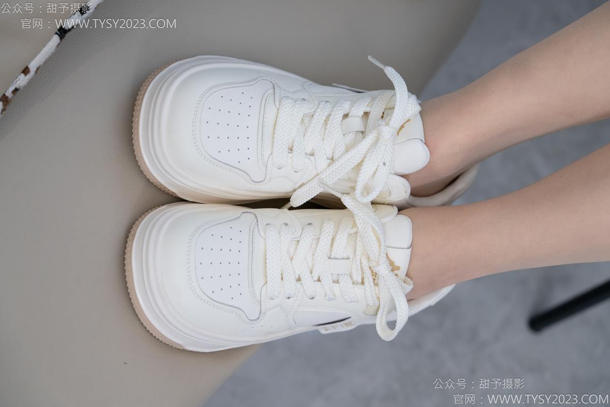 图片[57]-甜予摄影 NO.184 澜澜-板鞋、薄肉丝[85P] – 速更版-美库