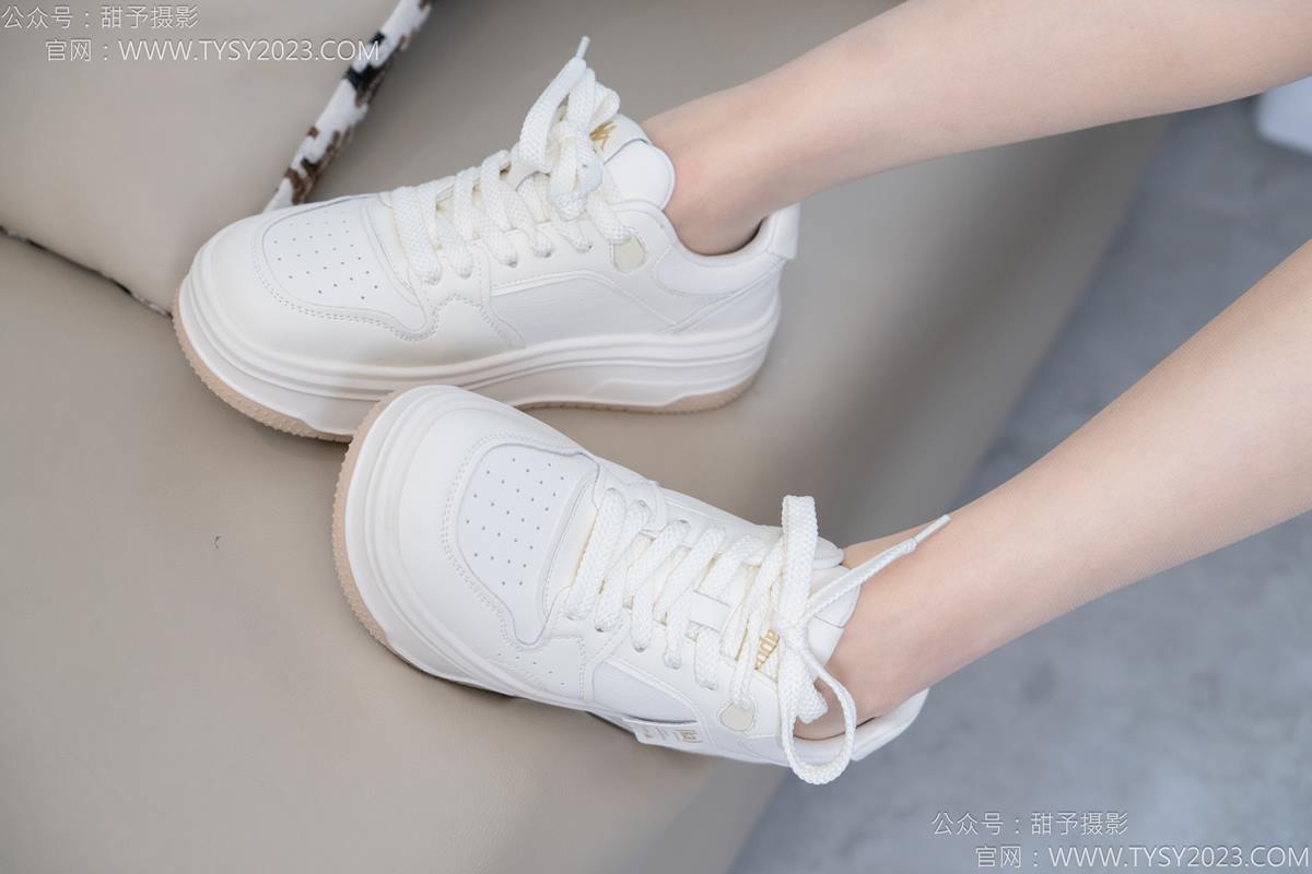 图片[61]-甜予摄影 NO.184 澜澜-板鞋、薄肉丝[85P] – 速更版-美库