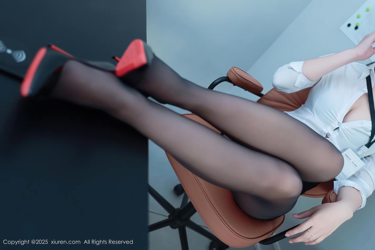 图片[31]-[Xiuren秀人网]2025.06.13 NO.10406 南乔[50+1P] – 速更版-美库